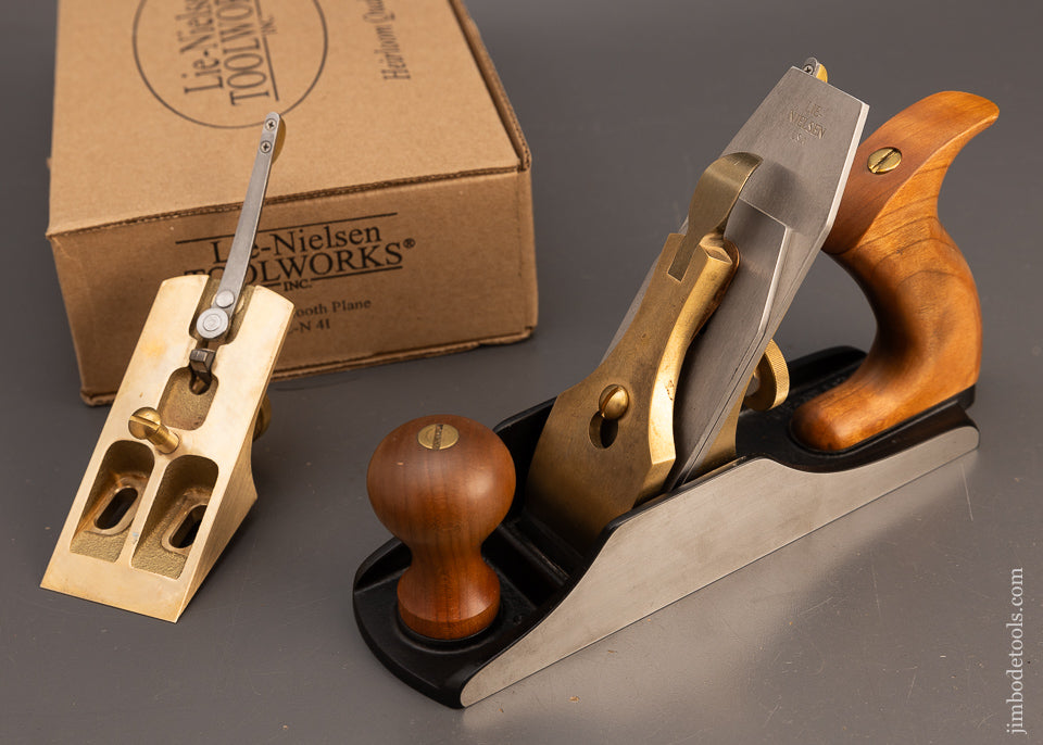 Near Mint in Box LIE NIELSEN No. 4 Smooth Plane with Both 45° & 55 Frogs - 114108