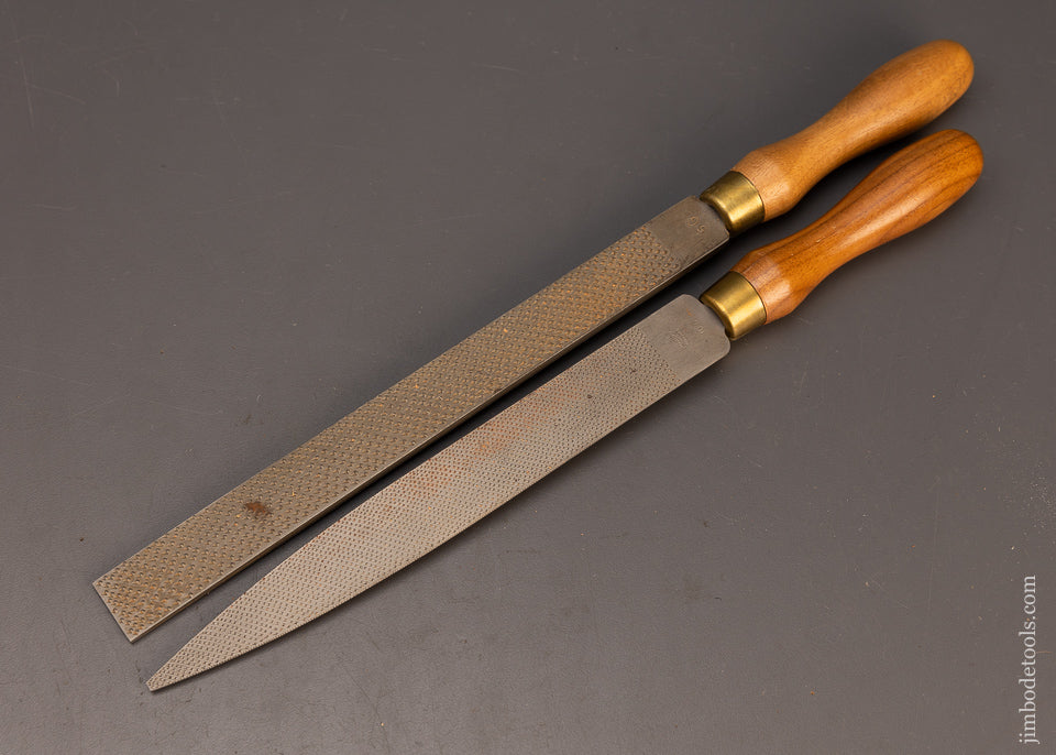 Near Mint Pair of LEE VALLEY Auriou Rasps - 114234