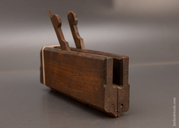 Good User Pair of Snipe Bill Moulding Planes by W. TAYLOR - 114367