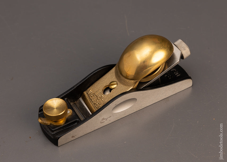 Near Mint & Long-Ago Discontinued LIE NIELSEN No. 9 1/2 Block Plane with Adjustable Mouth - 114384