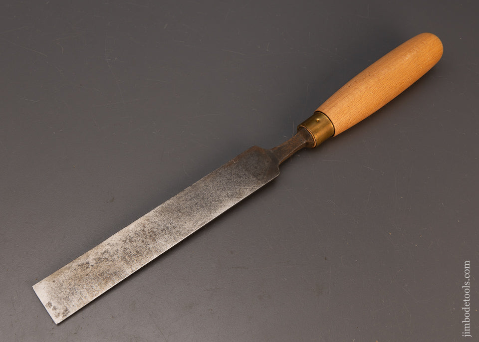 Fine 1 1/4 x 15 Inch Long, Thin Paring Chisel - 114401