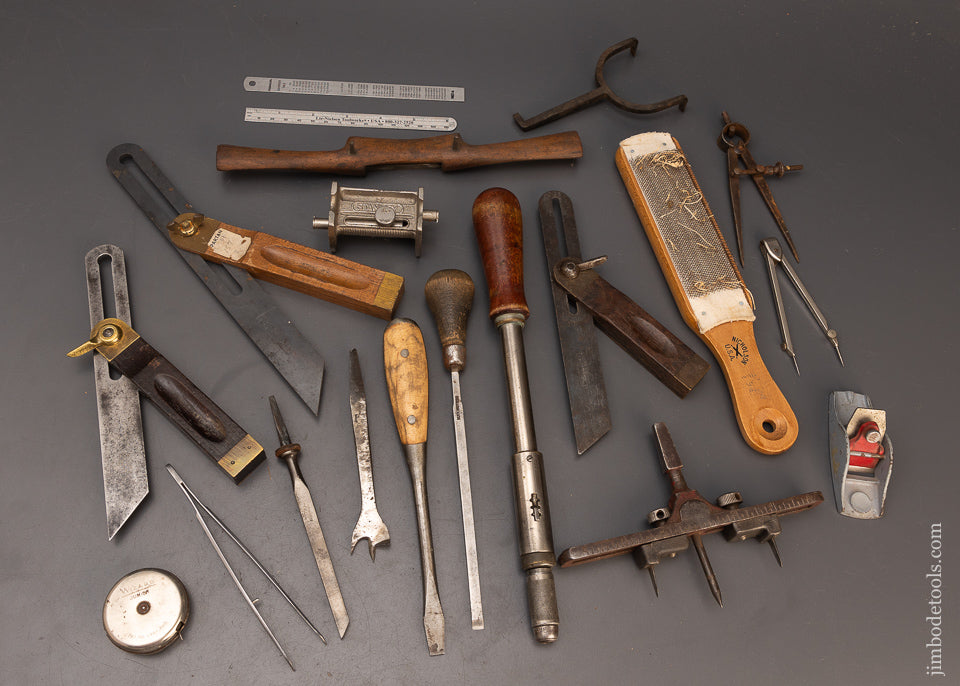 Box Lot of Good User Tools - 114442