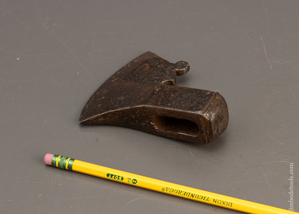 Fancy & Early Bearded Hatchet Head - 115140