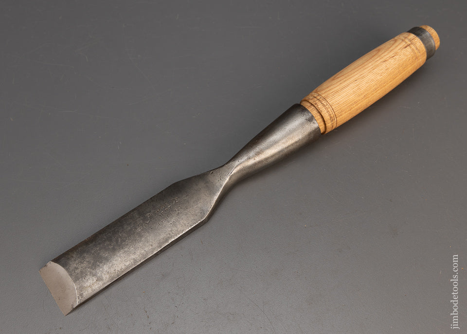 L. & I. J. WHITE 1837 1 1/2 Inch Heavy Framing Chisel - 115188