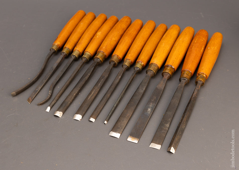 Gorgeous Set of 12 MARPLES Carving Chisels Gouges Mint in Box with Decals - 115228