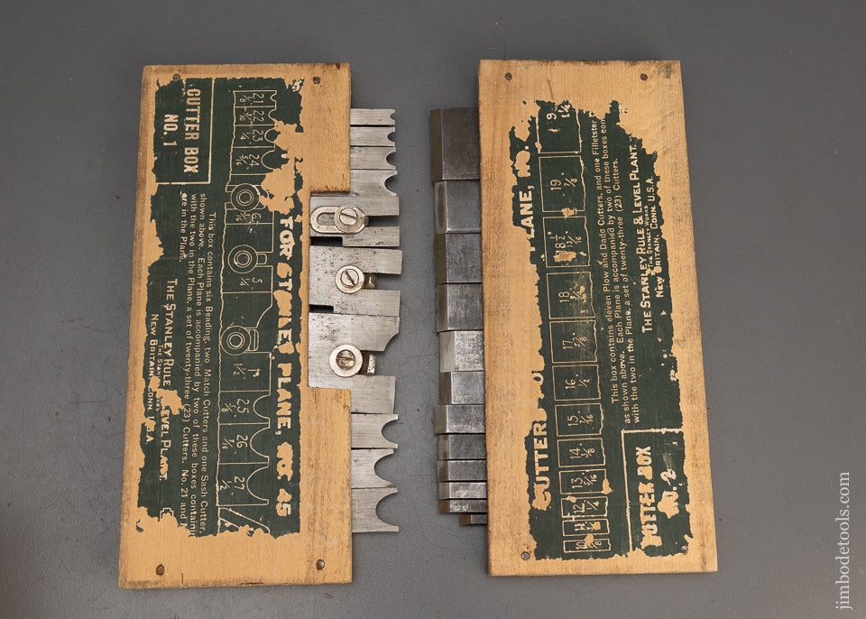 STANLEY No. 45 Combination Plow Plane 100% Complete Near Mint in Box - 115237