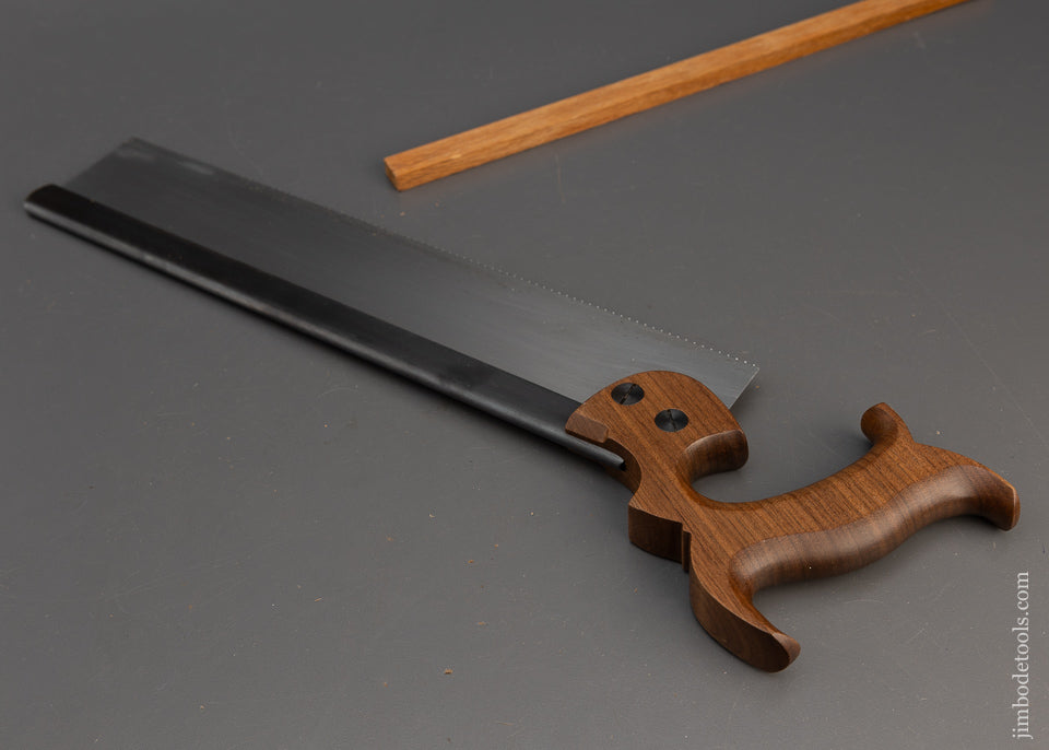 Mint BAD AXE TOOL WORKS Bayonet Carcass Saw - 115271