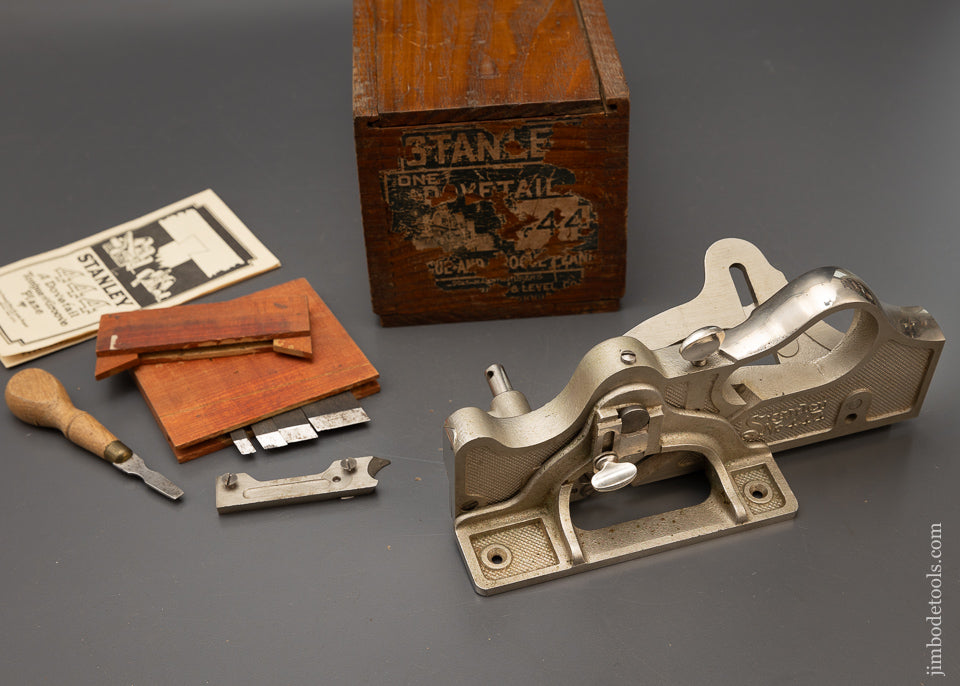 Mint & Unused 100% Complete STANLEY No. 444 Dovetail Plane in Original Box - 115378