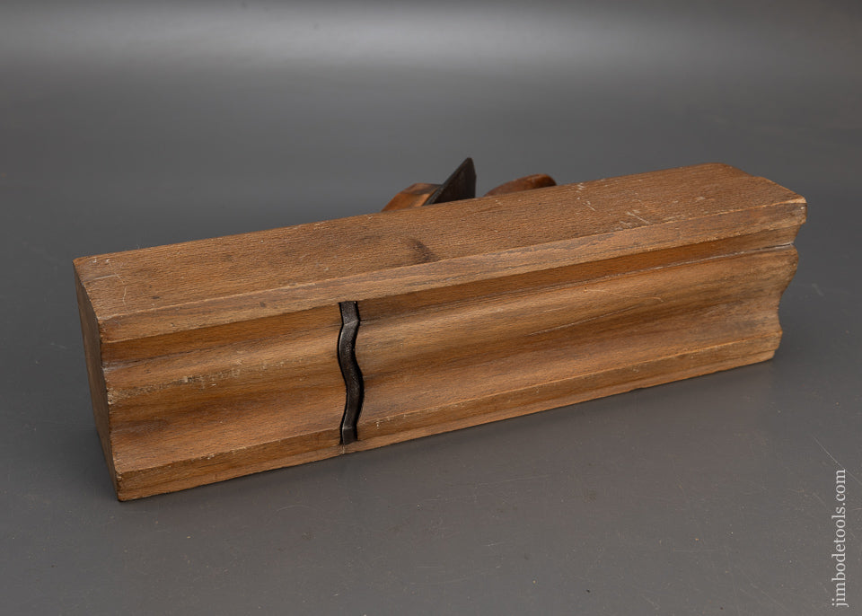 3 3/4 Inch Wide Crown Moulding Plane by A. CUMINGS BOSTON - 115379