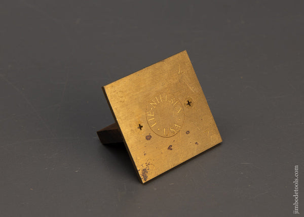 Discontinued LIE NIELSEN Dovetail Square - 115397