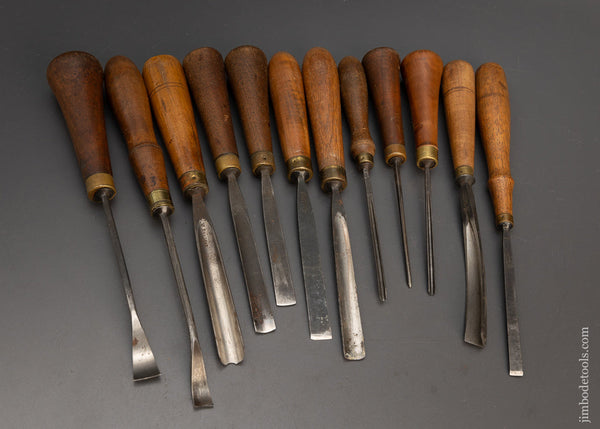 Fine Set of 10 ADDIS Carving Chisels Gouges - 115405