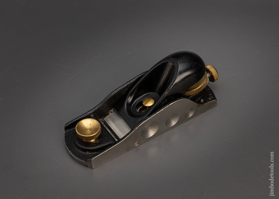 LEE VALLEY VERITAS 6 1/2 Inch Low Angle Block Plane with Adjustable mouth - 115496