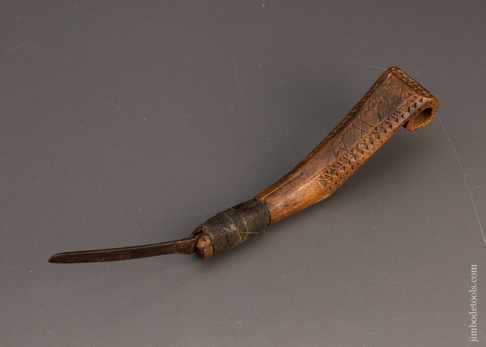 Pretty Chip Carved Fiddle Back Native American Crooked Knife - 115587