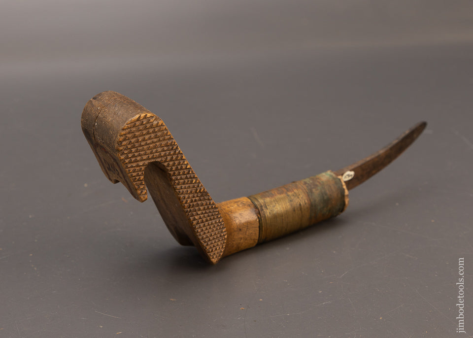 Antique Hand Carved Native American Crooked Knife - 115595