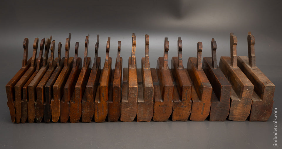 Great User Set of 20 Hollow & Round Moulding Planes by GRIFFITHS NORWICH (Mostly) - 115603