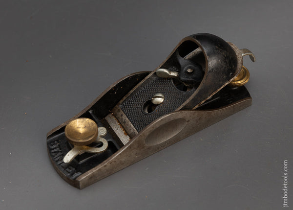 Extra Fine STANLEY No. 9 1/2 Block Plane with Adjustable Mouth - 115604