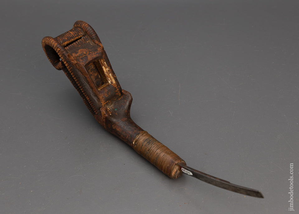 Stunning Elaborately Carved Antique Crooked Knife - 115666