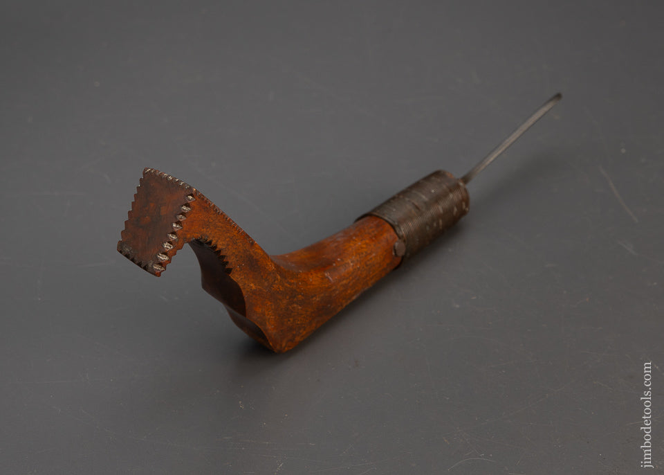 Stunning Chip Carved Antique Crooked Knife - 115711