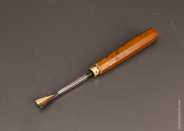 Unusual & Uncommon 5/8 Inch Gull Wing Profile Carving Chisel Gouge - 115869