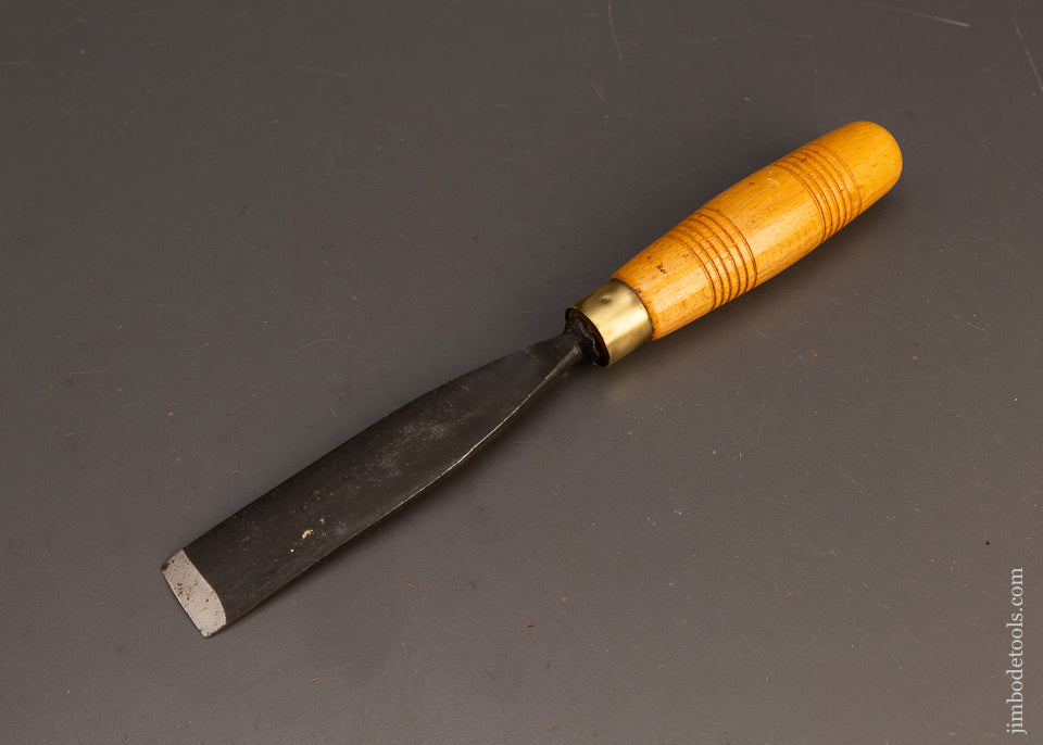 Wide 1 1/32 Inch Number 4 Carving Gouge with Decal by HENRY TAYLOR Unused - 115871