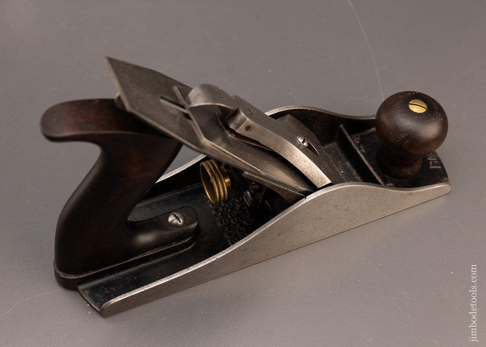 Fine Type 11 STANLEY No. 4 1/2 Jumbo Smooth Plane - 115884