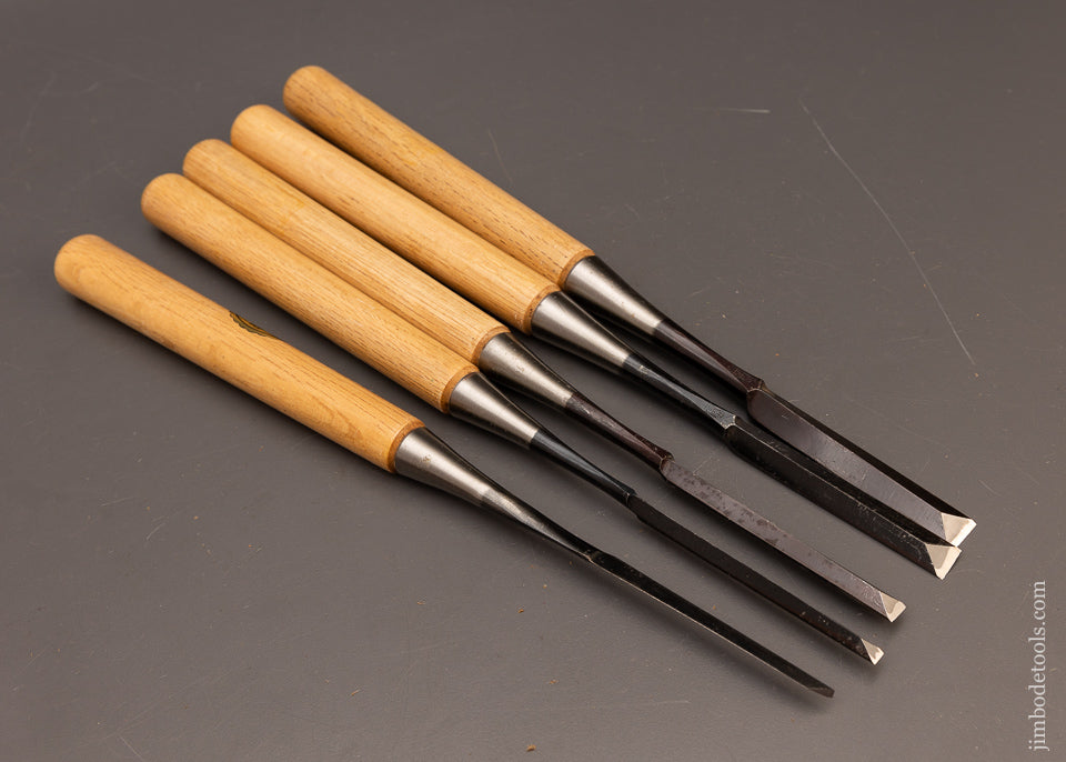 Mint Unused Set of 5 IYOROI Blue Steel Dovetail Chisels - 115888