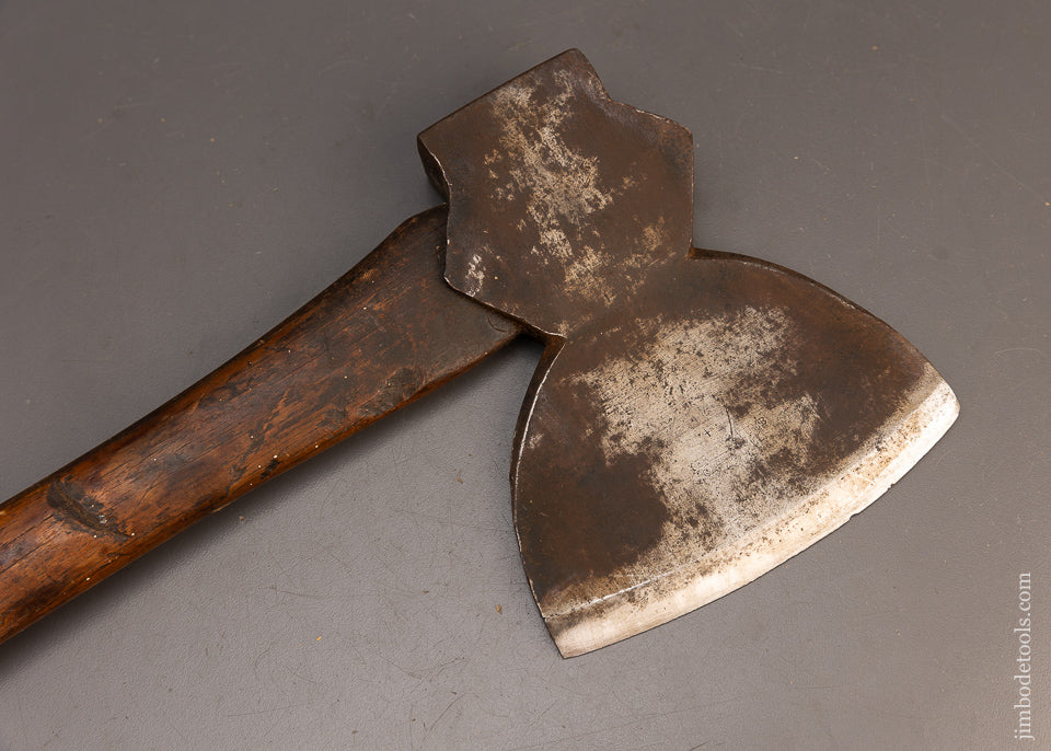 Fine YERKES & PLUMB Single Bevel Side Axe - 115917