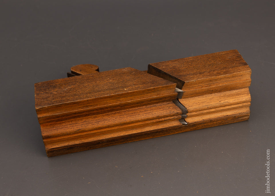 Really Special! 2 7/8 Inch Many Faceted Crisp Complex Moulding Plane R. & C. CARTER - 115936