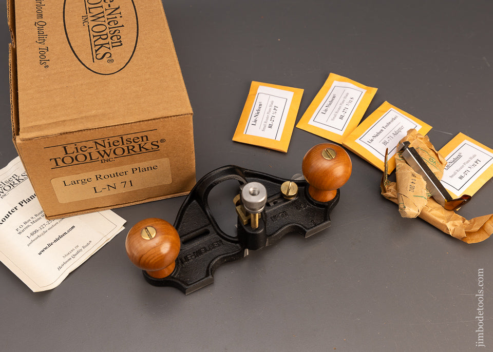 LIE NIELSEN No. 71 Large Router Plane Mint in Box with 5 Blades, Adapter & Fence - 116052