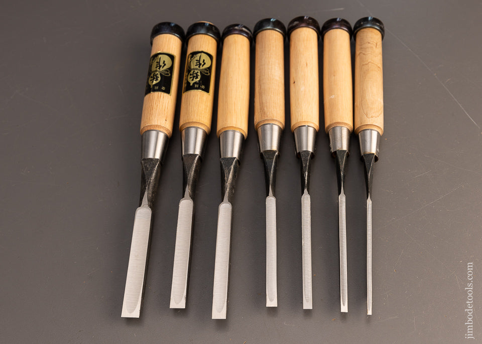 Mint & Unused Graduated Set of 7 Japanese Heavy Mortise Chisels - 116056
