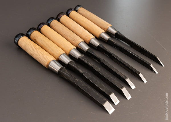 Mint & Unused Graduated Set of 7 Japanese Heavy Mortise Chisels - 116056