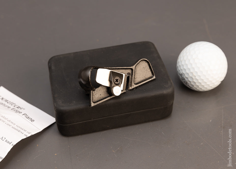 Mint in Box VERITAS Miniature Edge Plane in Box - 116097