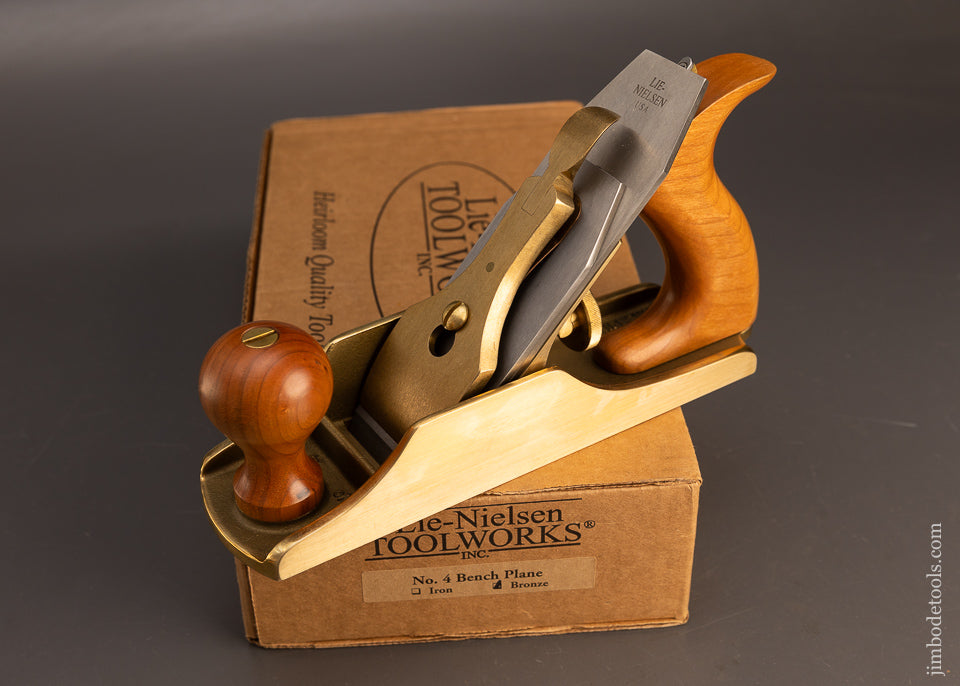 Bronze LIE NIELSEN No. 4 Smooth Plane Mint in Box - 116159