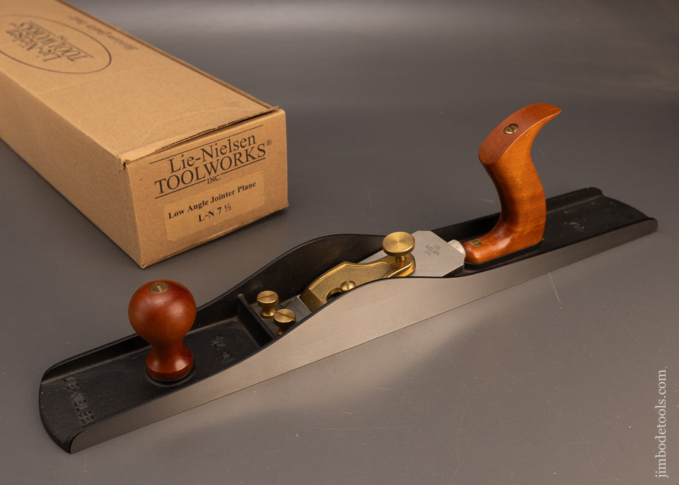 Discontinued LIE NIELSEN No. 7 1/2 Low Angle Jointer Plane with Adjustable Mouth Mint in Box - 116369