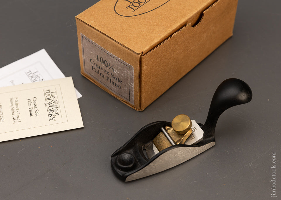 Out of Stock & Unavailable at LIE NIELSEN No. 100 1/2 Palm Plane with Convex Sole Mint in Box - 116454