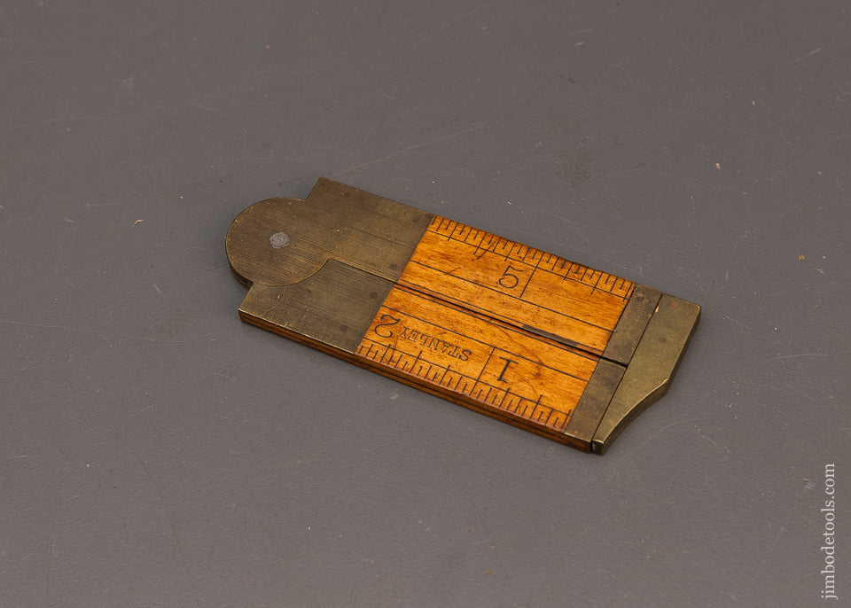 Fine STANLEY No. 13 1/2 Wide Body Boxwood Caliper Rule - 116478