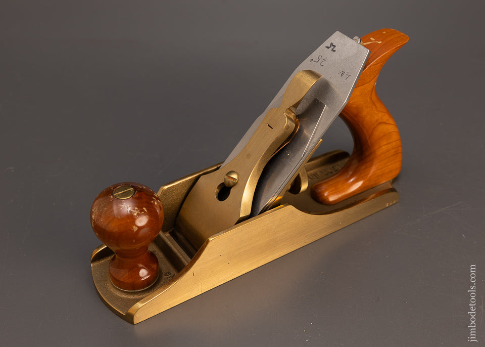 Excellent LIE NIELSEN No. 4 Bronze Smooth Plane - 116564