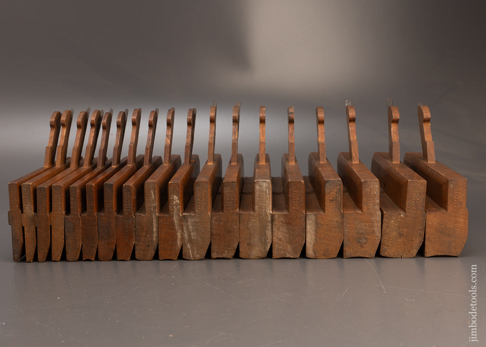 Fine Skewed Set of Hollow & Round Moulding Planes by HIELDS NOTTINGHAM - 116584 - AS OF JUNE 9