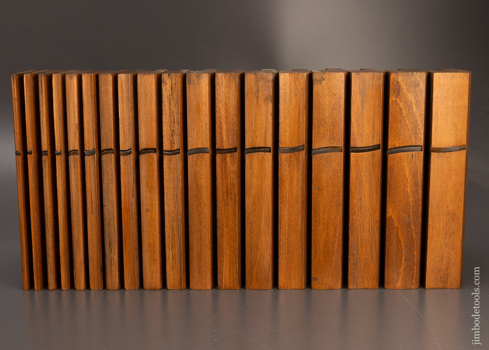 Fine Skewed Set of Hollow & Round Moulding Planes by HIELDS NOTTINGHAM - 116584 - AS OF JUNE 9