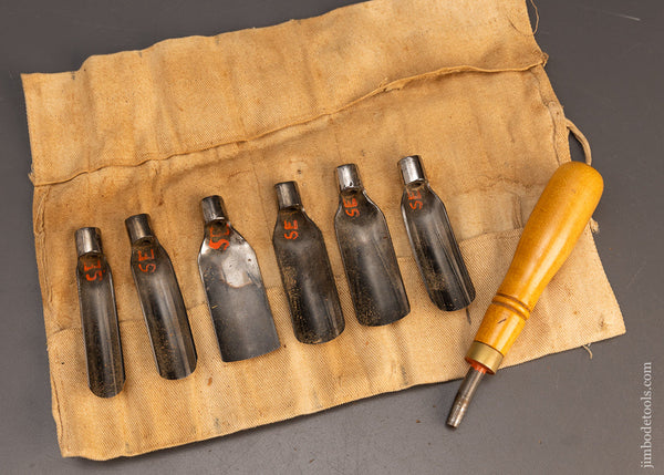 ADAMS & NELSON 7 Piece Set of Pattern Maker’s Gouges with Interchangeable Irons - 116669