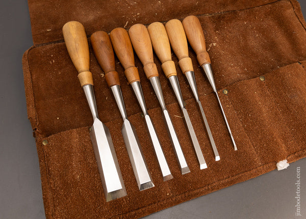 Fine Set of 7 LIE NIELSEN Bevel Edge Chisels in Leather Roll - 116742