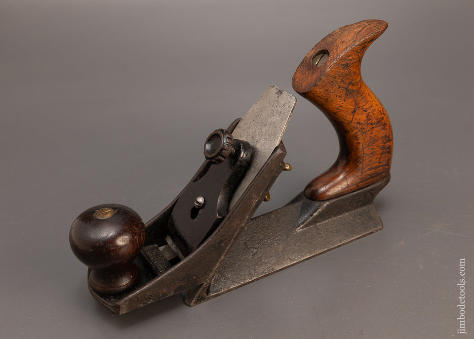 Rare Type One STANLEY No. 72 Chamfer Plane with Japanned Sides - 116796