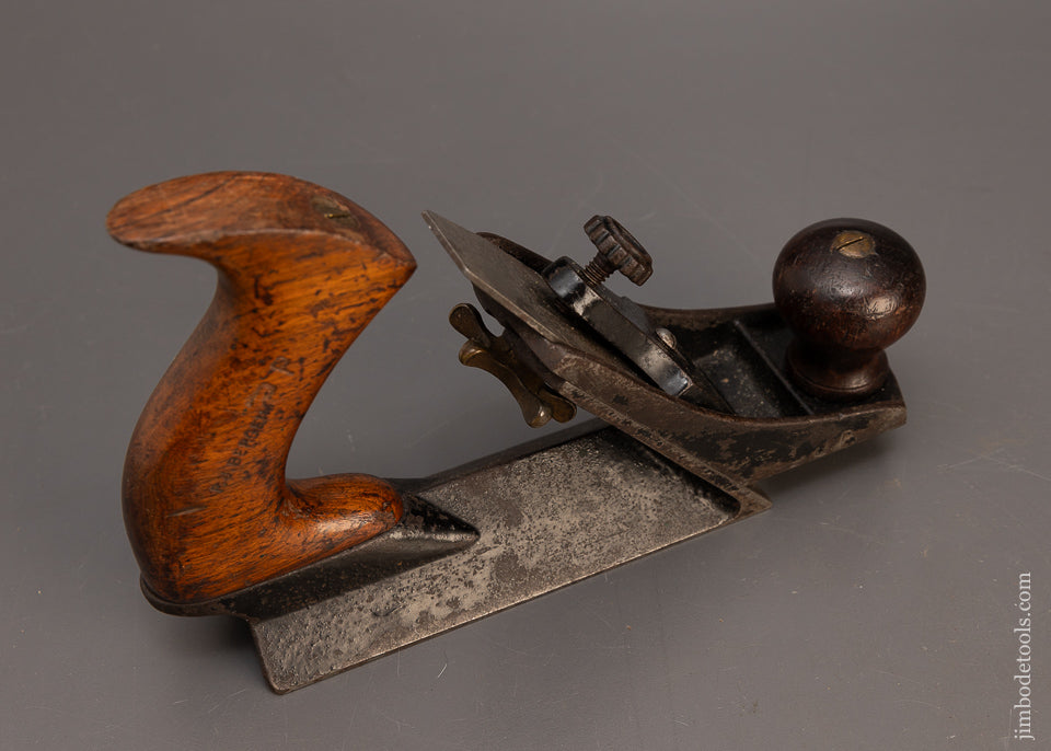 Rare Type One STANLEY No. 72 Chamfer Plane with Japanned Sides - 116796