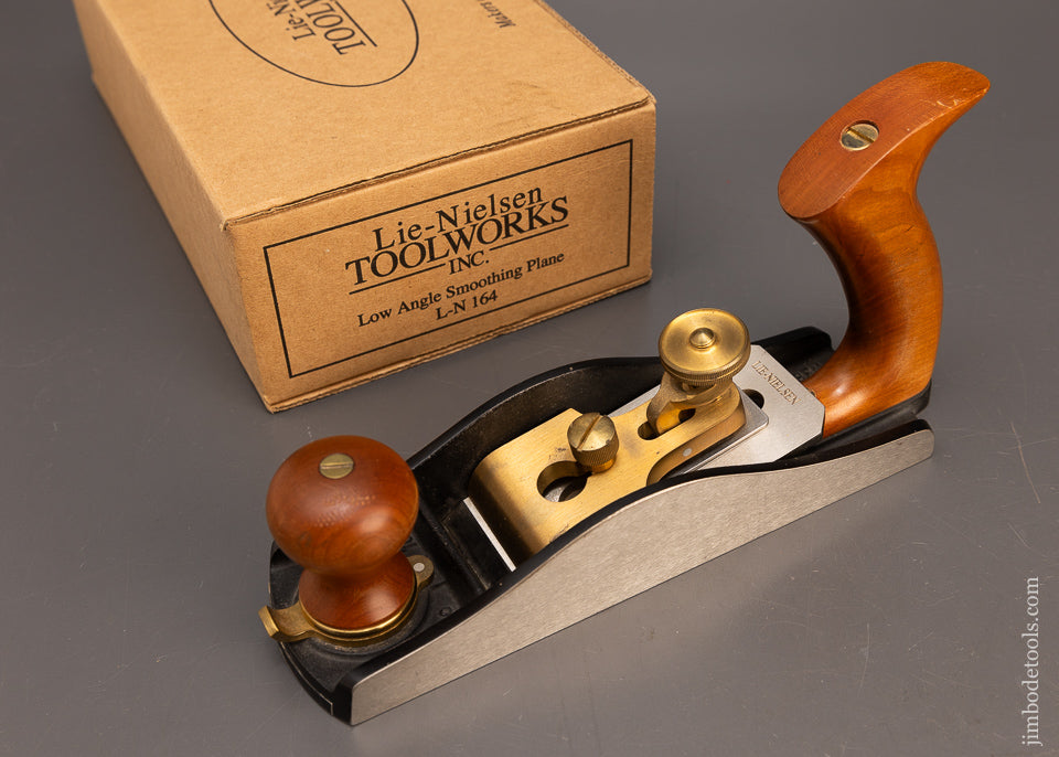 Near Mint LIE NIELSEN No. 164 Low Angle Smooth Plane with Adjustable Mouth Unavailable at Lie Nielsen - 116800