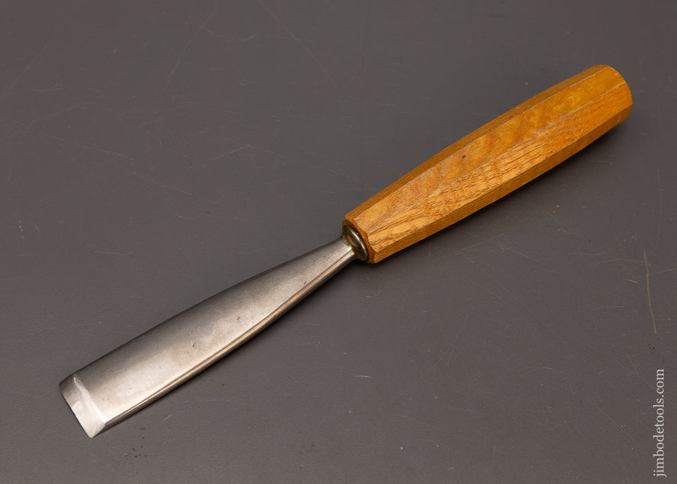 Fat-1-Inch-PFEIL-SWISS-MADE-No.-5-Sweep-Carving-Gouge-116871