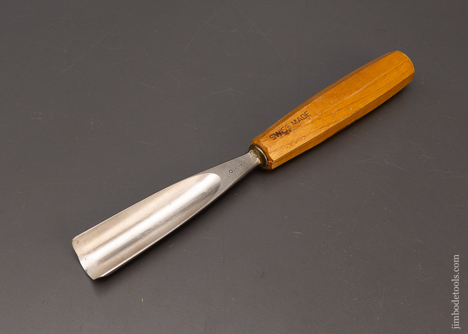 FAT 1 1/8 Inch No. 9 Sweep PFEIL SWISS MADE Carving Gouge - 116873