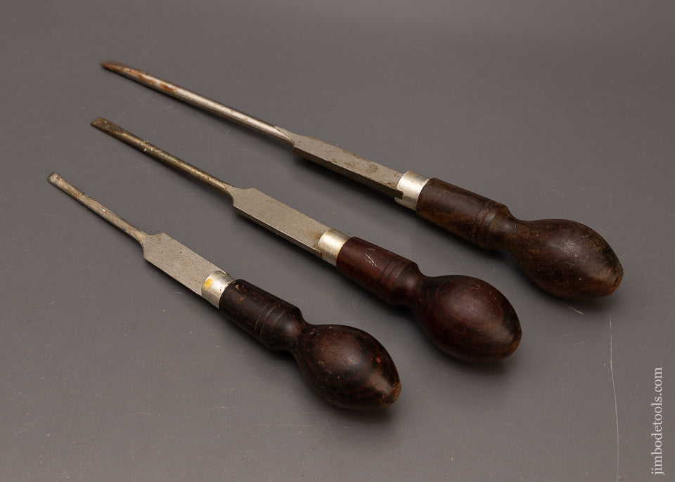 Fine-Set-of-3-Rosewood-Handled-Cabinet-Maker’s-Screw-Drivers-116913