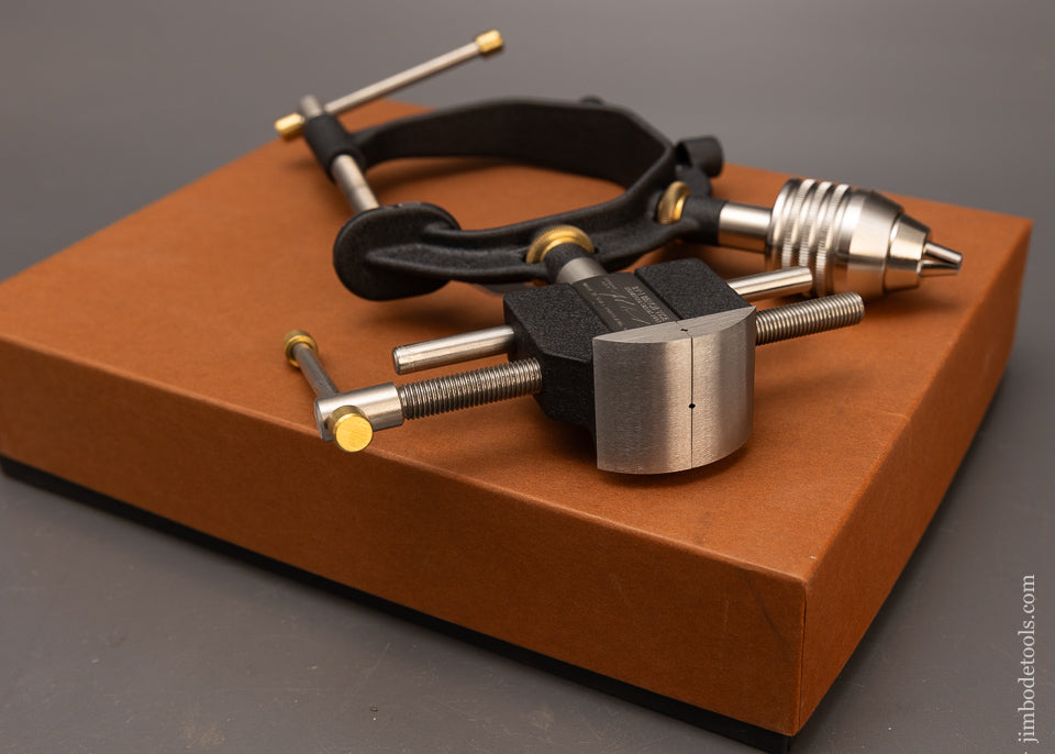 BRIDGE CITY TOOL WORKS Mint in Box BV-1 TL Small Bench Vise Set - 116930