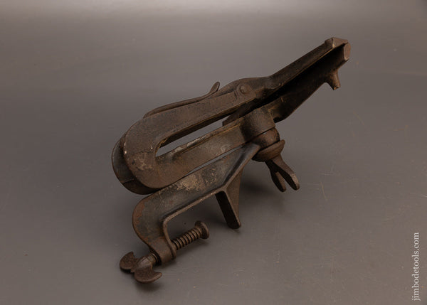 STEARNS-1899-PATENT-Quick-Release-Saw-Vise-116998