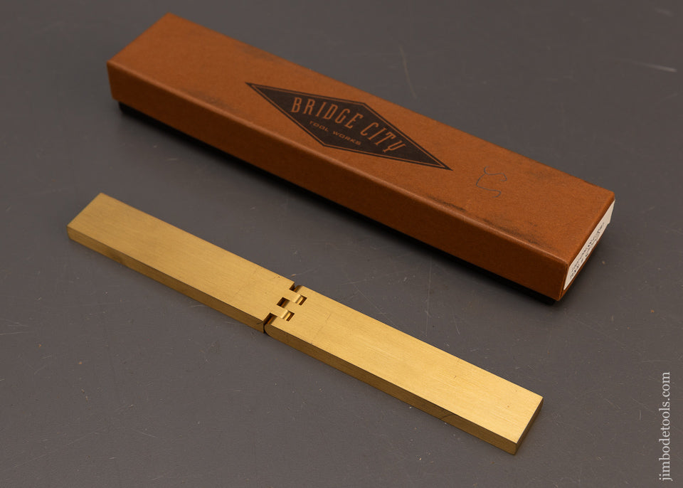 BRIDGE CITY TOOL WORKS Mint in Box SS-4 RW Saddle Square - 117000